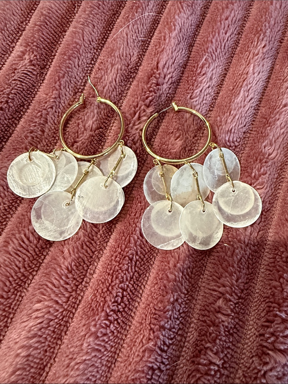 Hoops - Picture 2 of 3